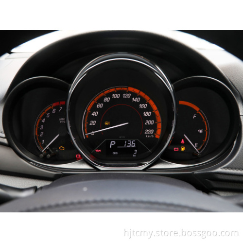 Buone condizioni Toyota Yaris Auto utilizzata 2WD 1,5L CVT 170 km L4 Auto a benzina Carros Auto in vendita